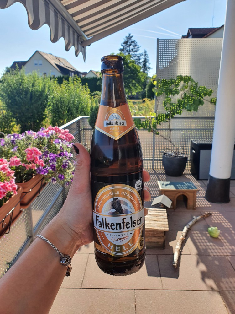 Falkenfelser Hell